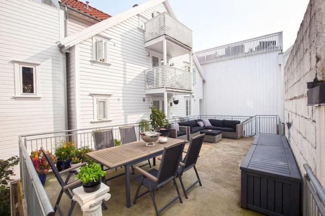 Apartment Right In The City Centre Stavanger Exterior photo